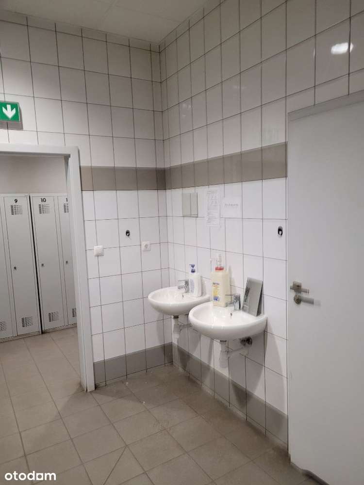 Obiekt produkcyjno-magazynowy 1514 m2-11