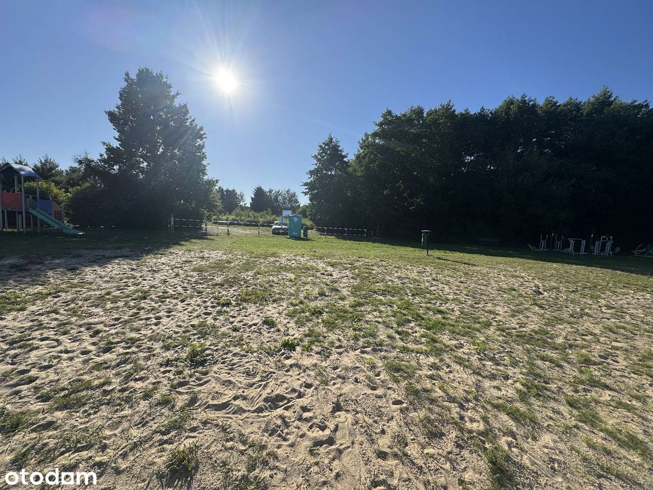 blisko jezioro i plaża zagospodarowana-6