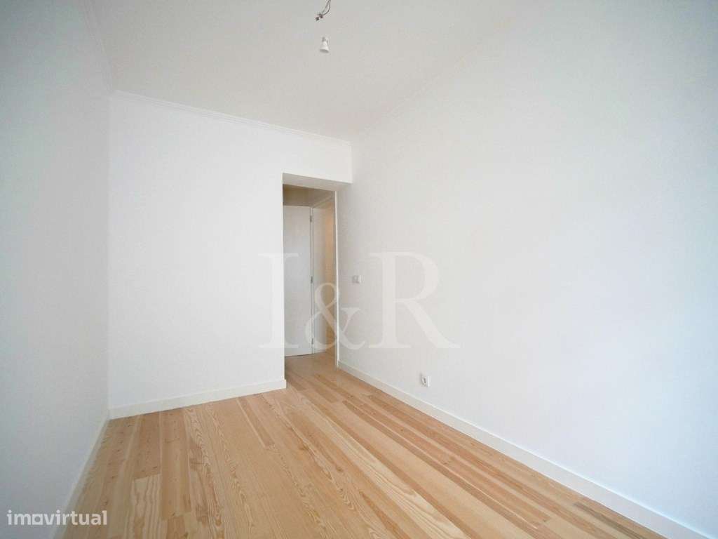 Apartamento T3 totalmente renovado no Chiado, Lisboa-9