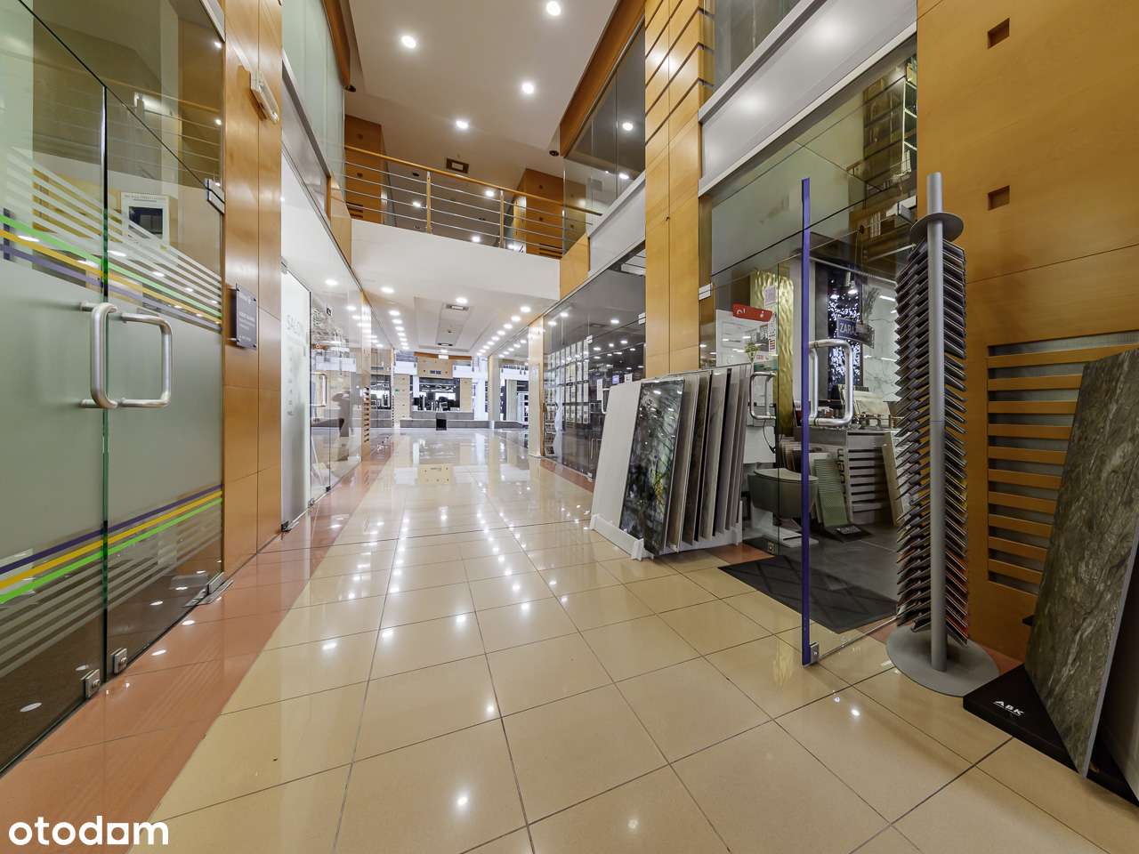 Okazja!, Lokal handlowo-usługowy ,Saska Kępa, świetna lokalizacja,-0