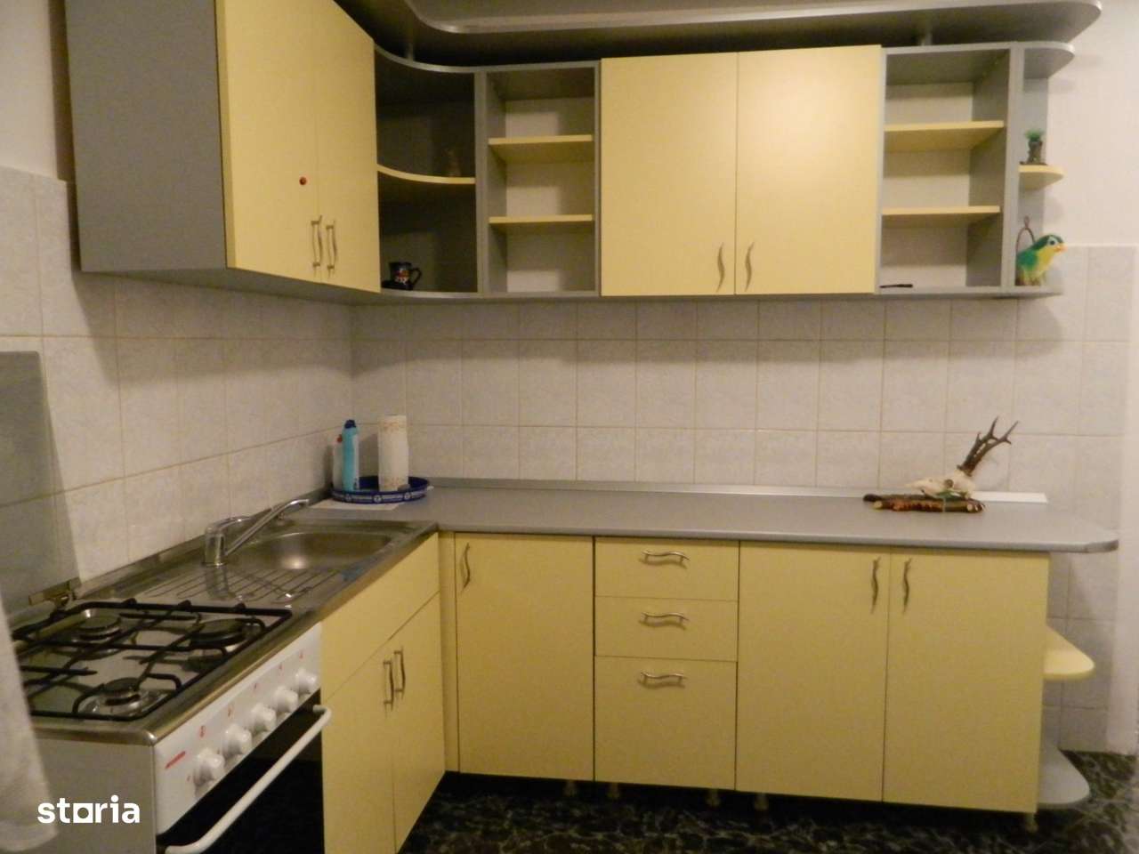 Baba Dochia- Complexul Studentesc 3 camere,Centrala Proprie,Clima. - Imagine principală: 5/9