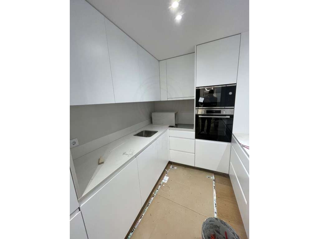 Apartamento T1 com Garagem em Vila Nova de Gaia-12