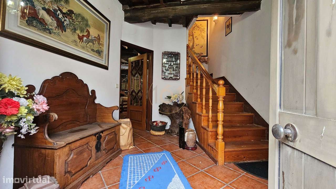 Duas Casas em Sendim - Miranda do Douro-5