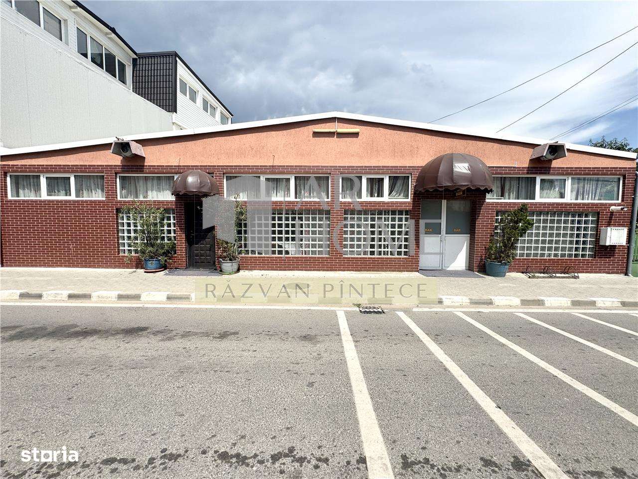 Sala evenimente si pensiune, centru Urlati, Prahova - Imagine principală: 2/20