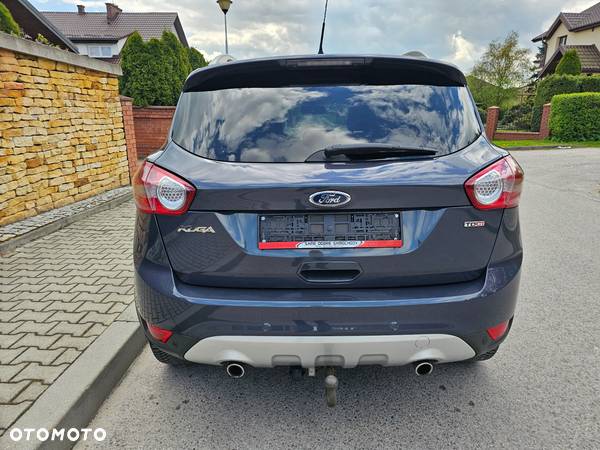 Ford Kuga 2.0 TDCi 2x4 Titanium - 9