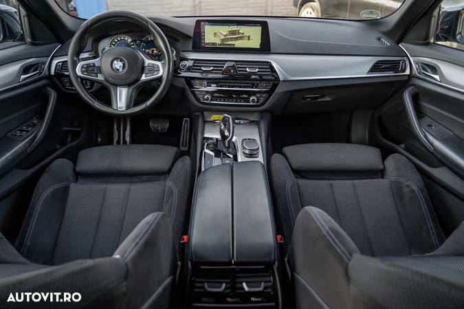 BMW Seria 5 520d Aut. M Sport Edition - 16