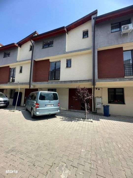 Ansamblu Privat/Case Insiruite P+1+M/Toate Utilitatile id nr 41 - Imagine principală: 2/15