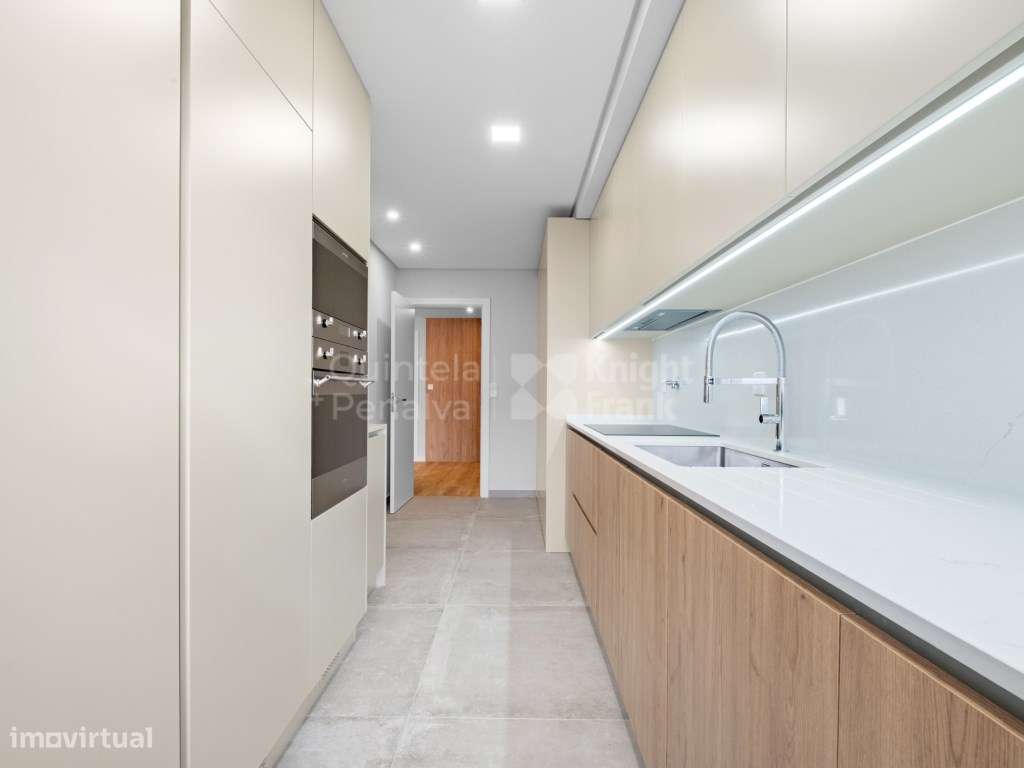 Apartamento T3 renovado na Quinta da Bicuda em Cascais-13