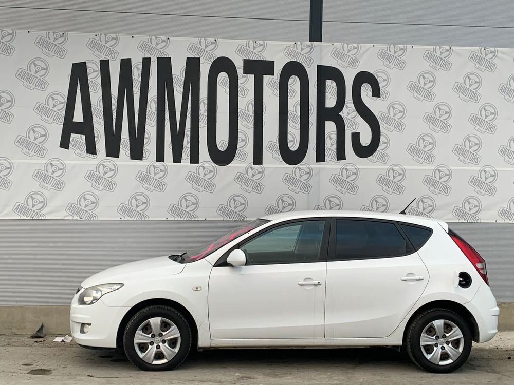 HYUNDAI I30 2009