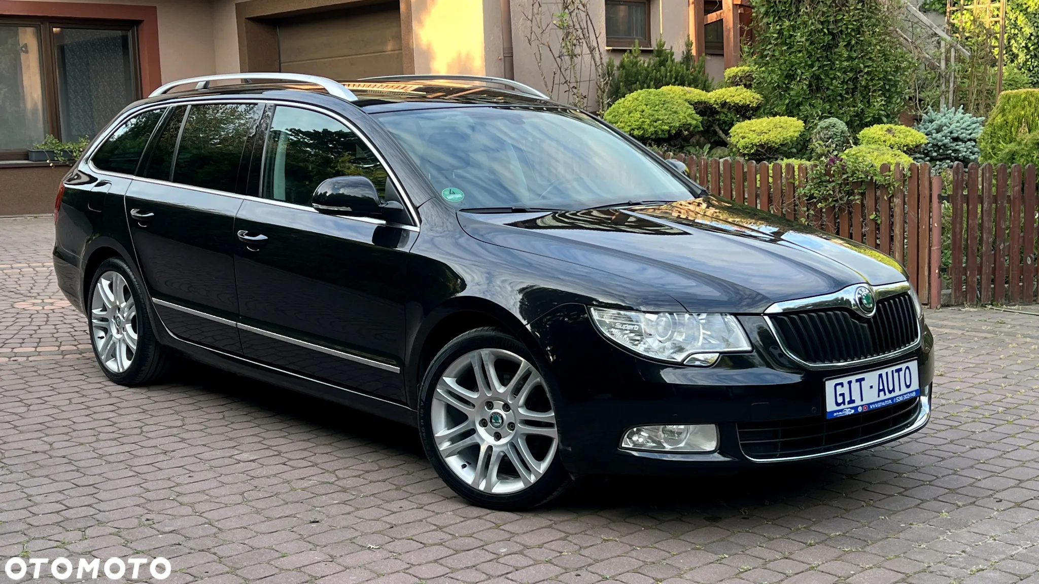 Skoda Superb Combi 2.0 TDI DSG Elegance - 3