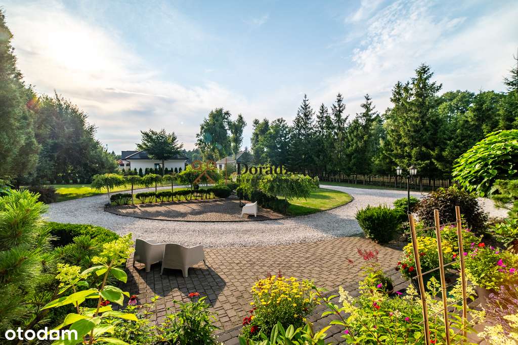 Rezydencja w stylu dworkowym z potencjałem - 360m2 - Pełny obrazek: 4/20