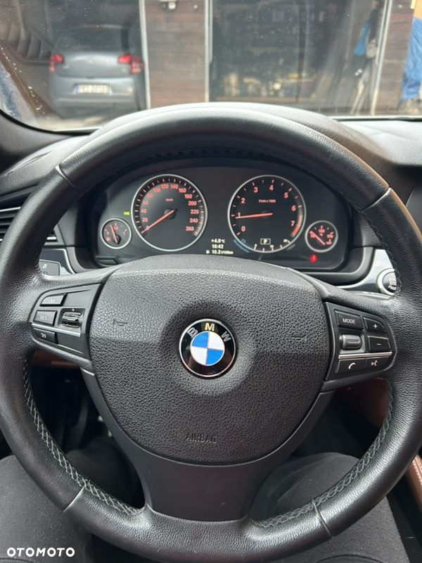 BMW Seria 5 - 27