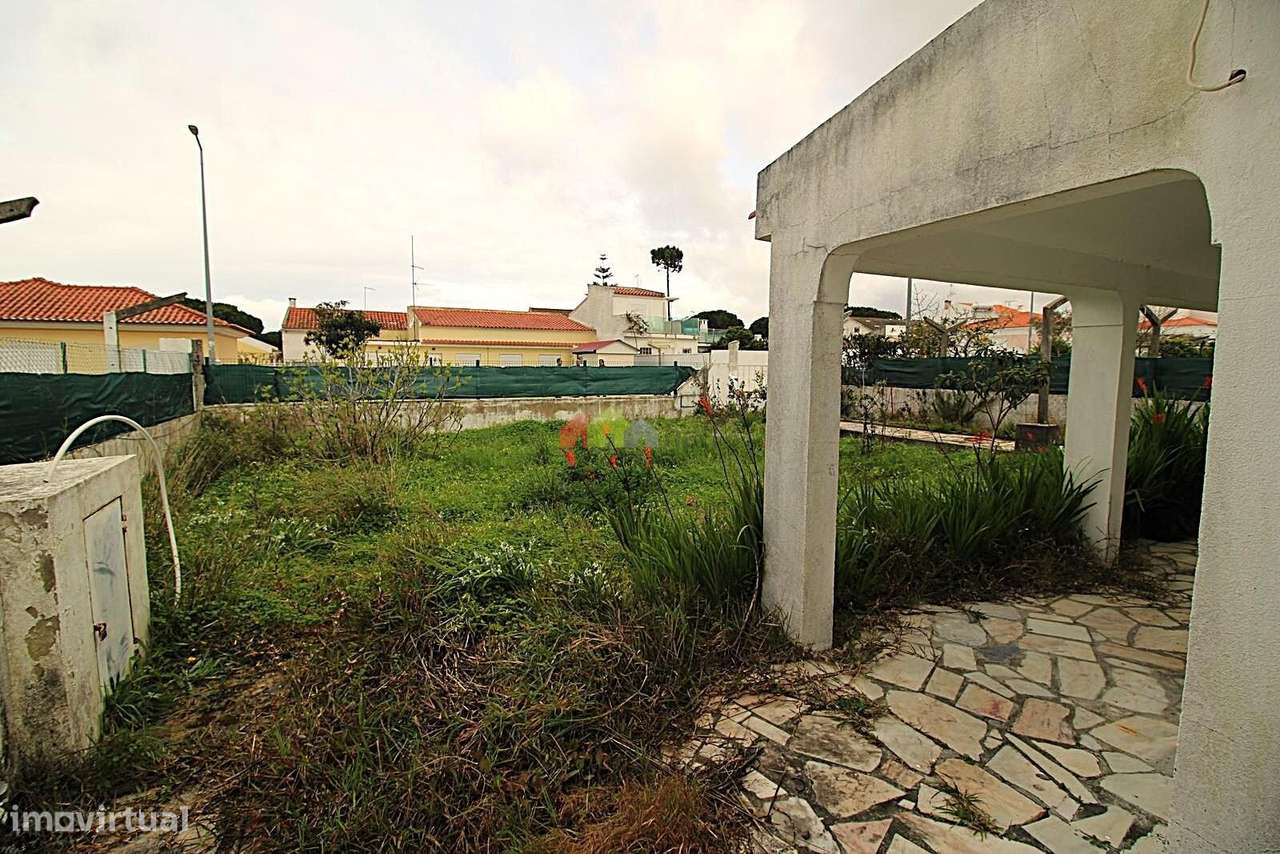 Moradia T3+1 na Lagoa de Albufeira - Sesimbra-18