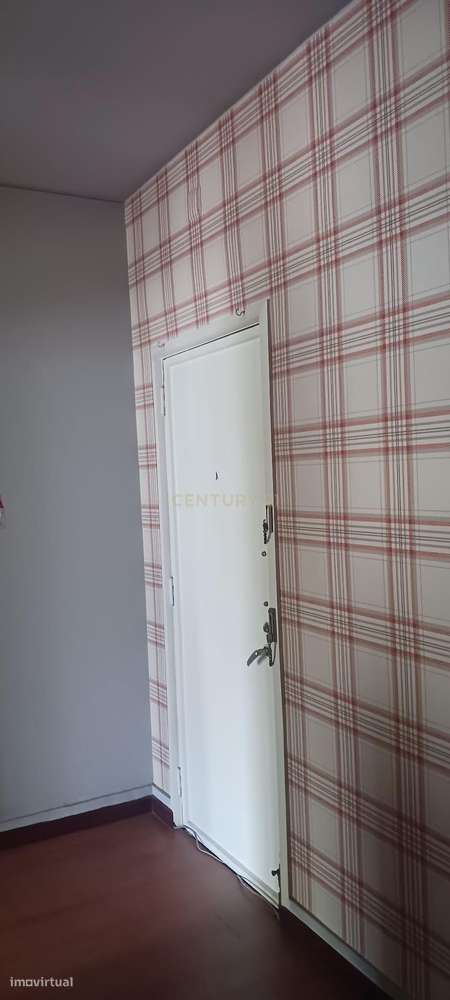 Apartamento T2 +1 Duplex em Alvalade, Lisboa - Oportunidade Única-14
