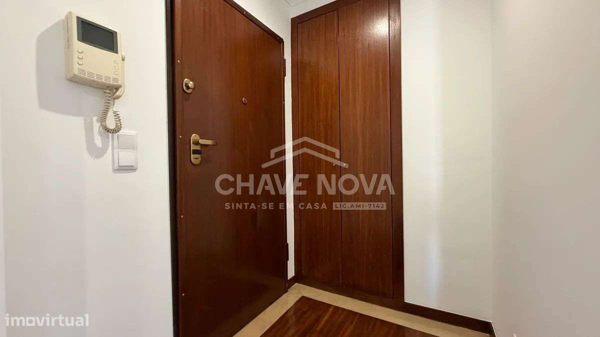 Apartamento T2 em Mafamude | Junto à Nova Linha do Metro Rubi-29