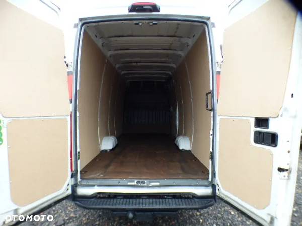 Iveco Daily 35S13 Max 2014 rok KLIMA TEMPOMAT KAMERA - 6