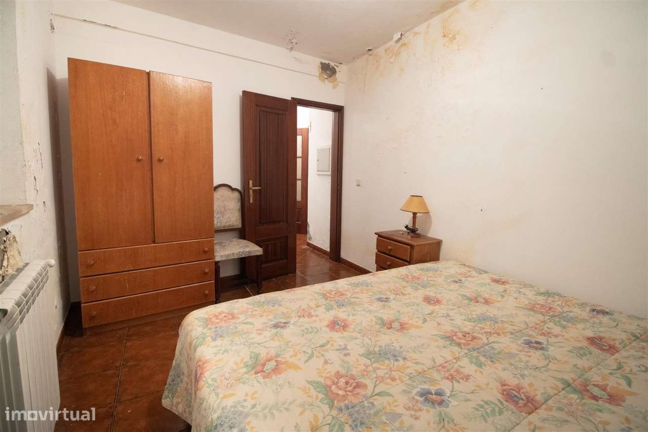 Moradia Geminada T5, Forjães-6