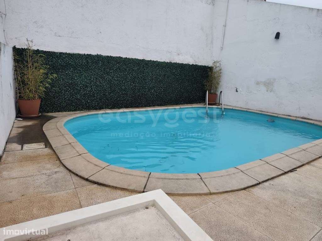 Moradia T8 com piscina localizada em Aljustrel - Grande imagem: 5/43