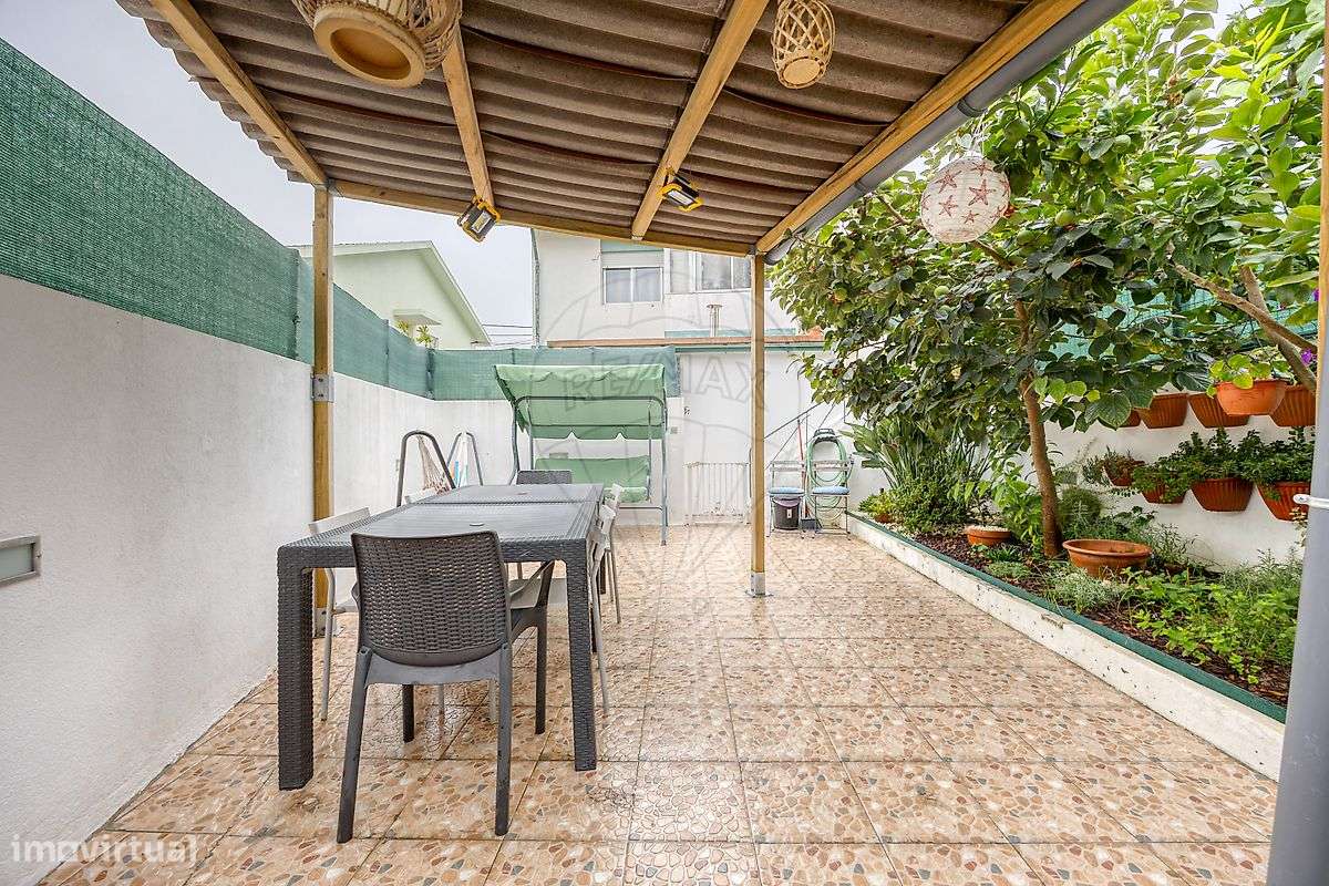 Moradia T2 para venda-22
