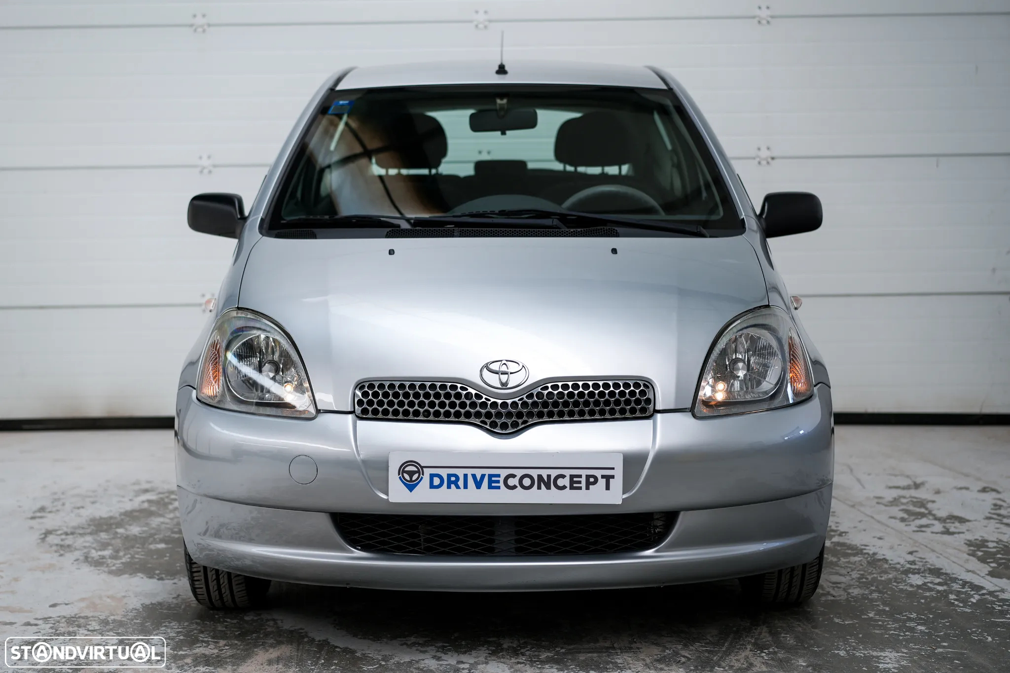 Toyota Yaris 1.0 Sol AC - 5