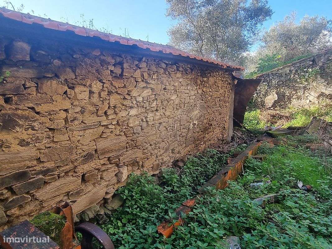 Moradia T2 para venda-18