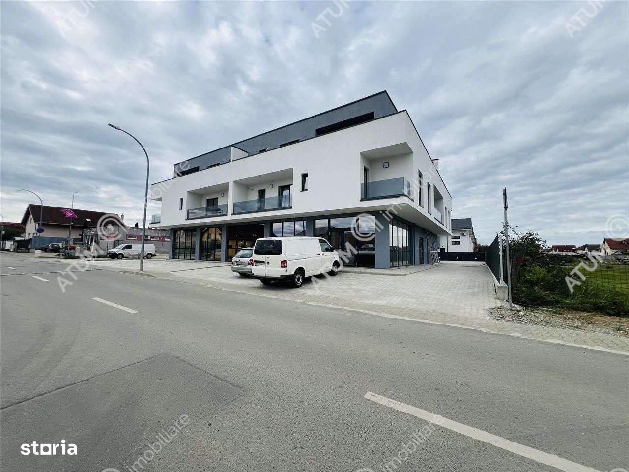 Penthouse la cheie cu 3 camere si terasa generoasa zona Triajului - Imagine principală: 1/8