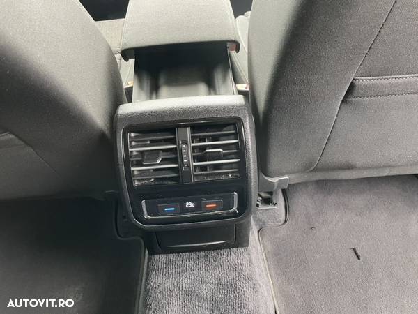 Volkswagen Passat Variant 2.0 TDI DSG (BlueMotion Technology) Comfortline - 8