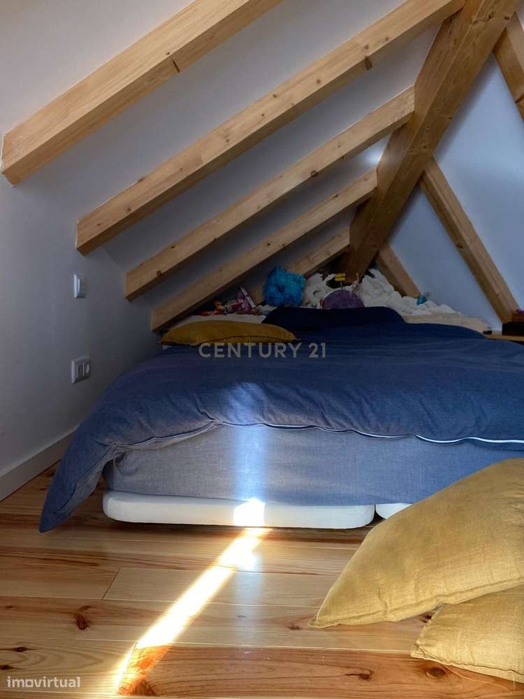 Apartamento  T1 duplex em prédio renovado com Vista Panorâmica-13