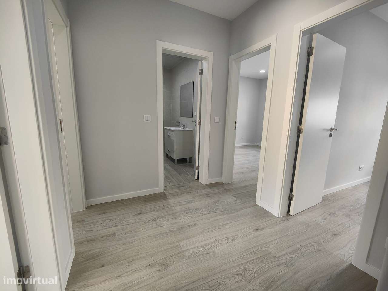 Apartamento T3 Renovado – Disponível de Imediato
 Pinhal Novo – Centro - Grande imagem: 4/15
