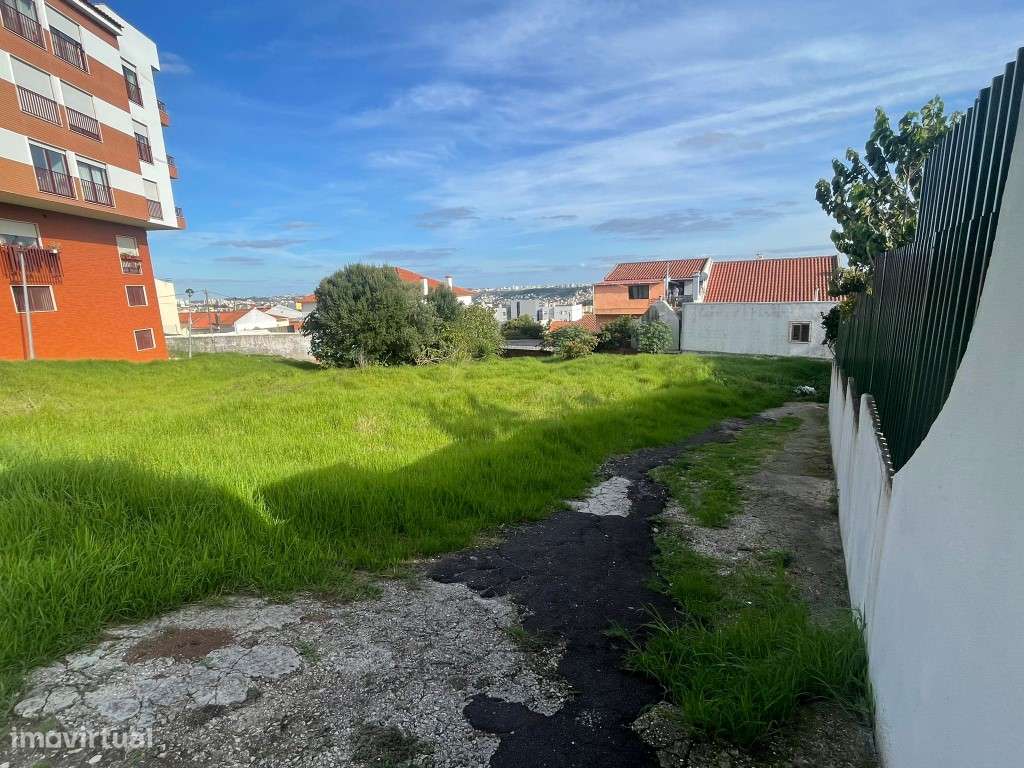 Terreno Urbano na Mina de Água - Construa a Sua Moradia de Sonho ou...-8