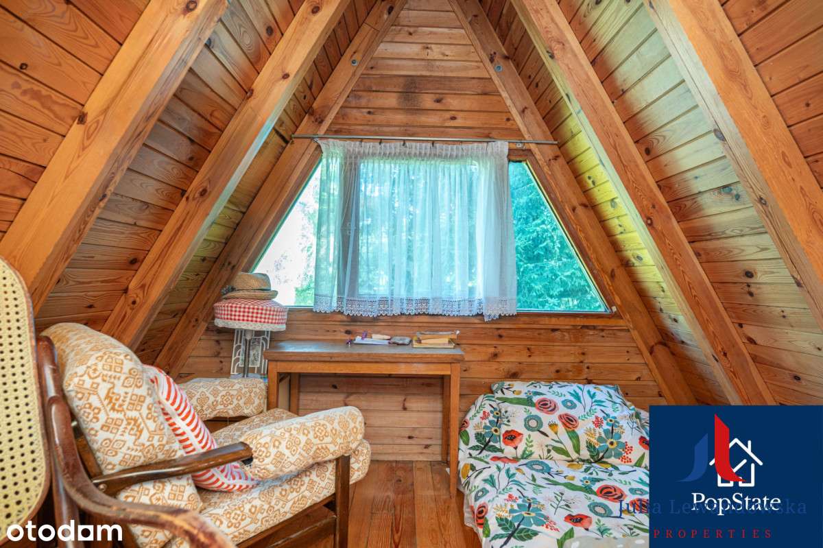 Działka budowlana z domkiem letniskowym-12