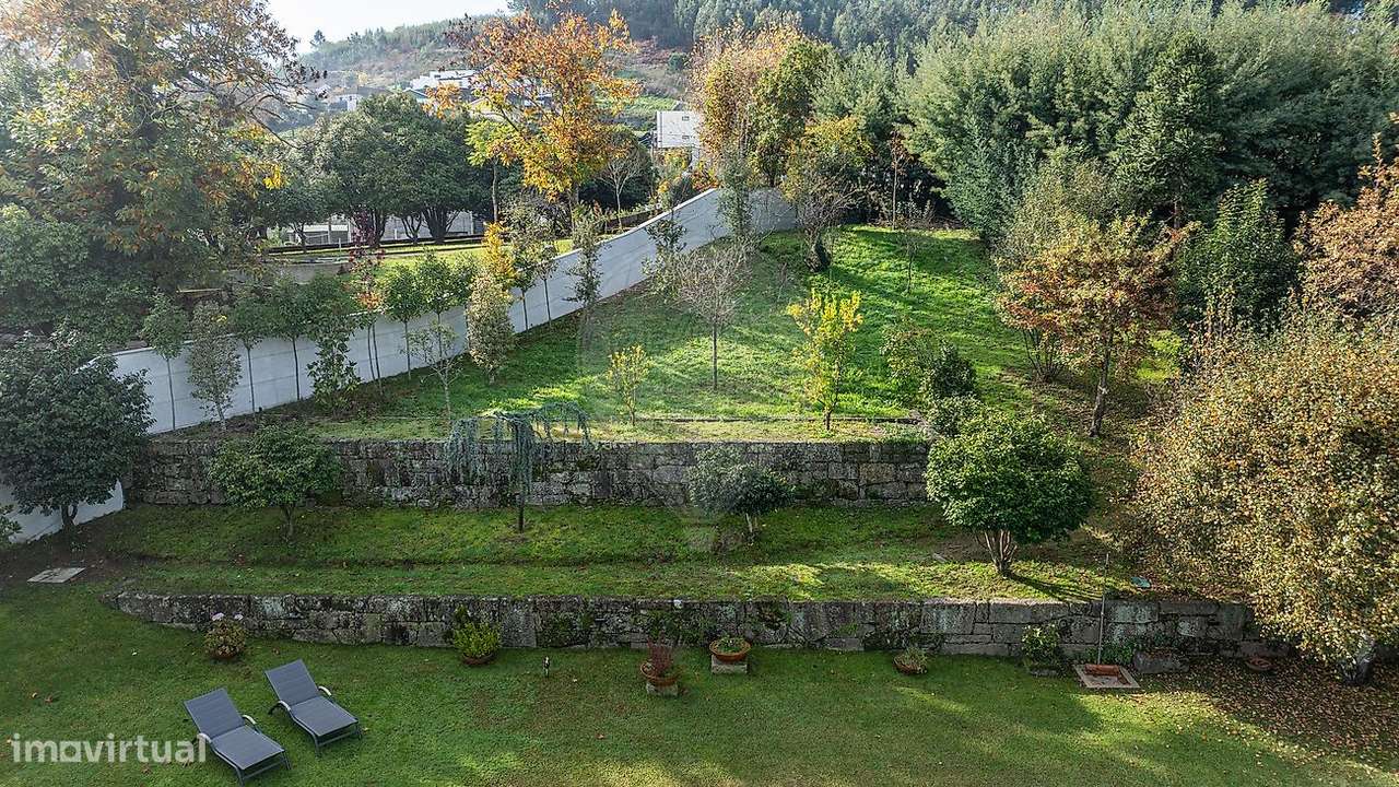 Moradia T4 para venda-7