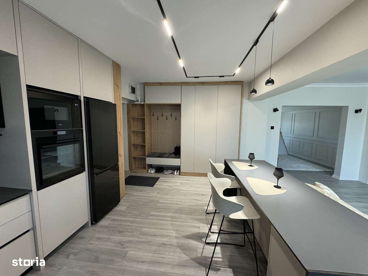 Apartament 4 camere - Imagine principală: 4/12