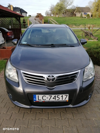 Toyota Avensis 1.8 Sol NAVI - 4