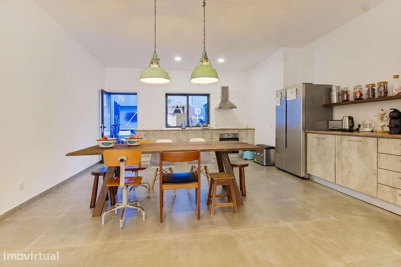 2 Moradias de uso misto à venda na Praia da Aguda Porto - Grande imagem: 5/22