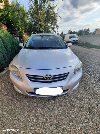 Toyota Corolla 1.6 Sdn. Sol - 1