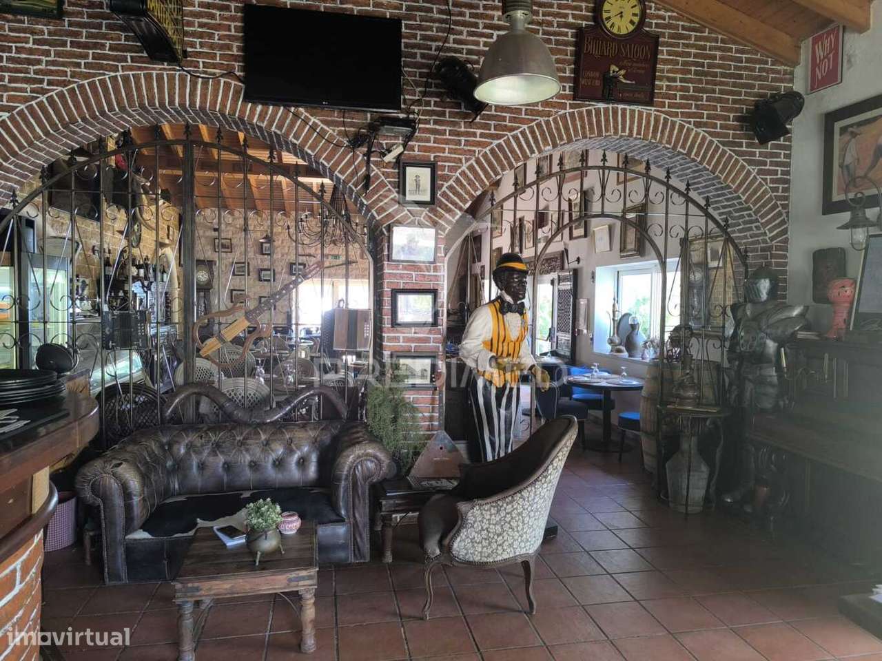 Restaurante totalmente equipado com casa e terreno - Grande imagem: 5/22