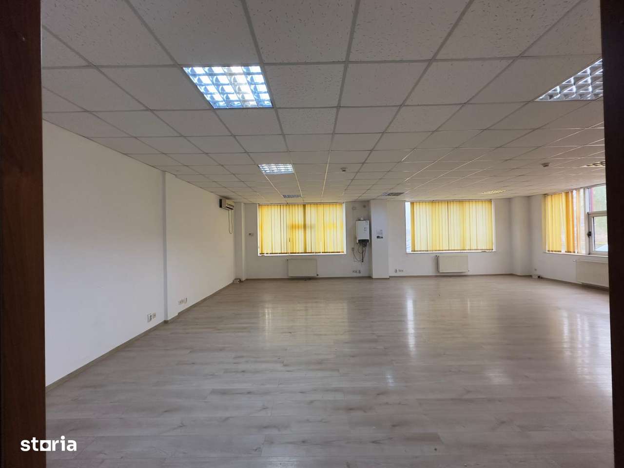 Spatii birouri, showroom, depozitare, 50-500mp, zona Metro - Imagine principală: 3/9
