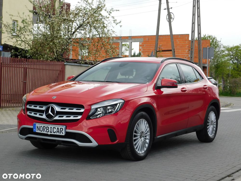 Mercedes - Benz GLA