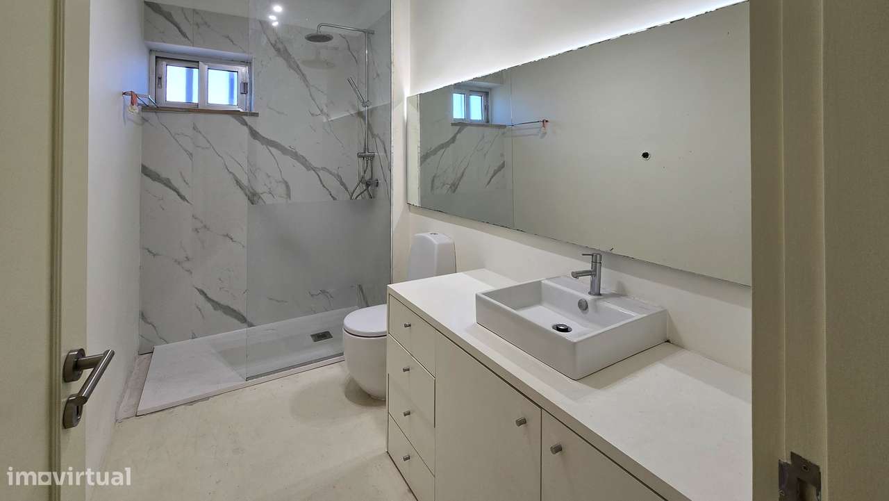 T4 Edificios Aviz Porto 257,5m2 Vistas Mar-21