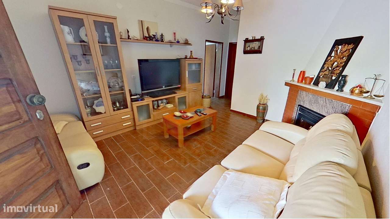 Moradia T6 com Terreno 1000 m² + Terreno Rústico – Medelim-6