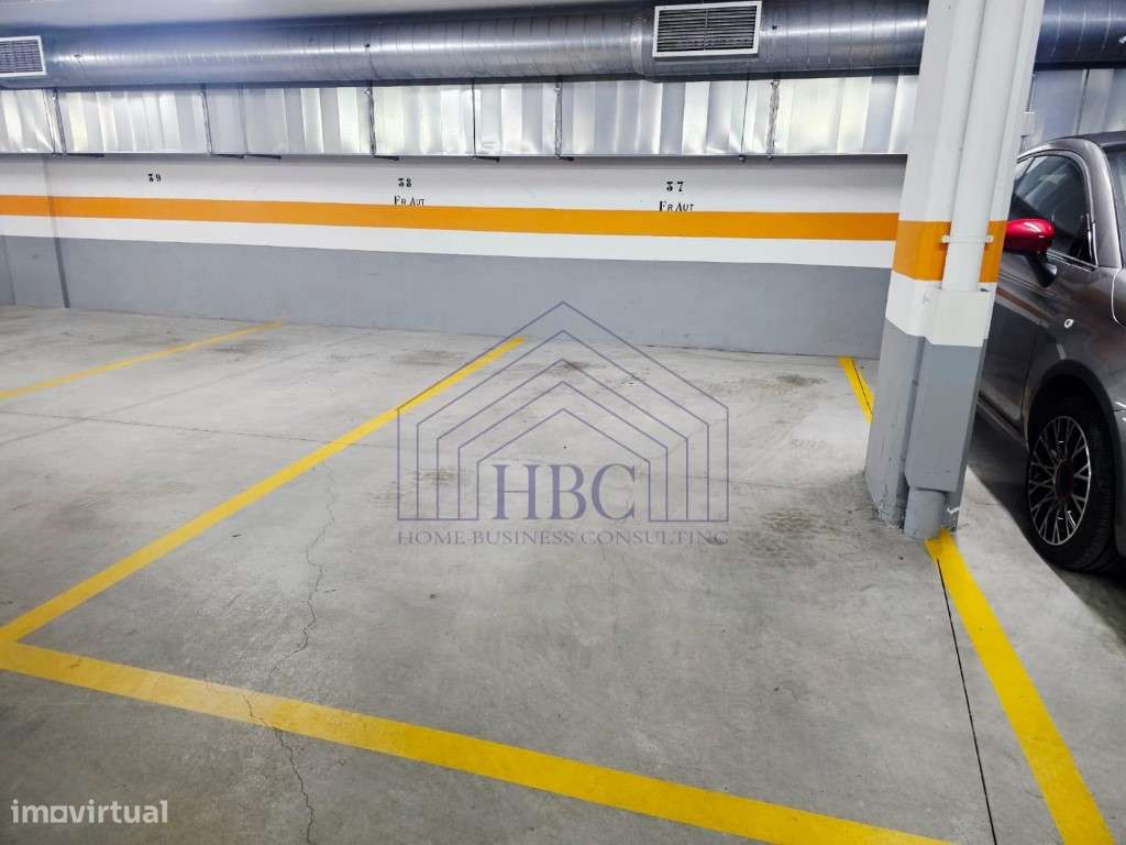 Lugar de Parqueamento para Venda - Quinta dos Barros | Lisboa - Grande imagem: 2/8