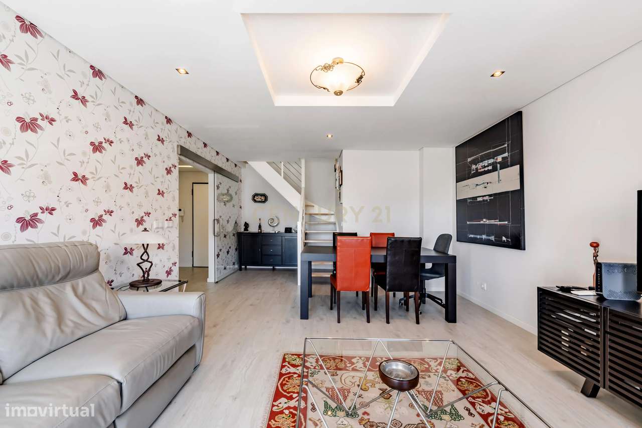 Excelente Apartamento T3+1 Duplex na Quinta da Fábrica, Vale de Milhaç-4
