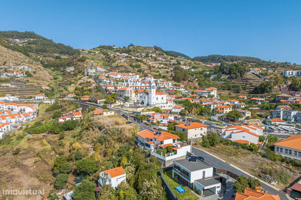 Moradia Geminada T3 fração B2 na Mãe de Deus, Caniço - Grande imagem: 5/29