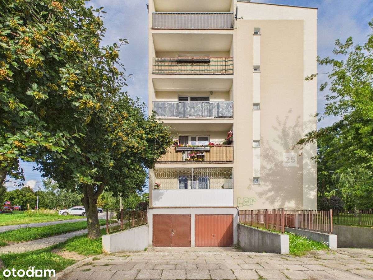 4 pokoje / duża kuchnia / balkon / Garaż-13