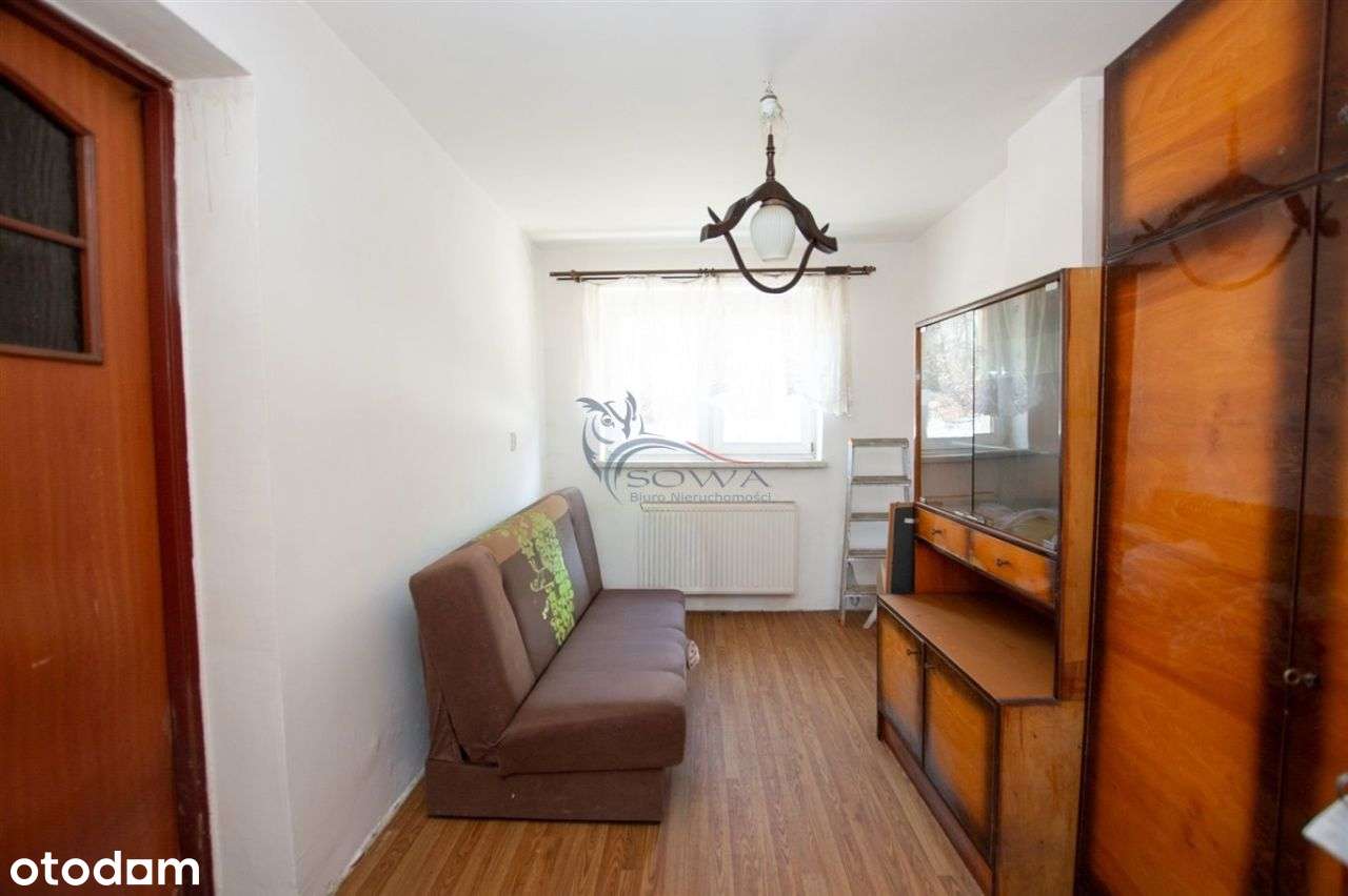 Dom z dużą działką w spokojnej okolicy-11