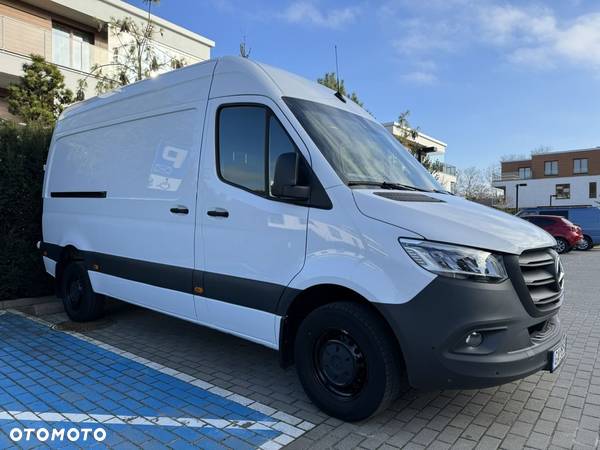 Mercedes-Benz Sprinter - 3