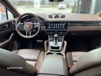 Porsche Cayenne Coupe GTS Tiptronic S - 22