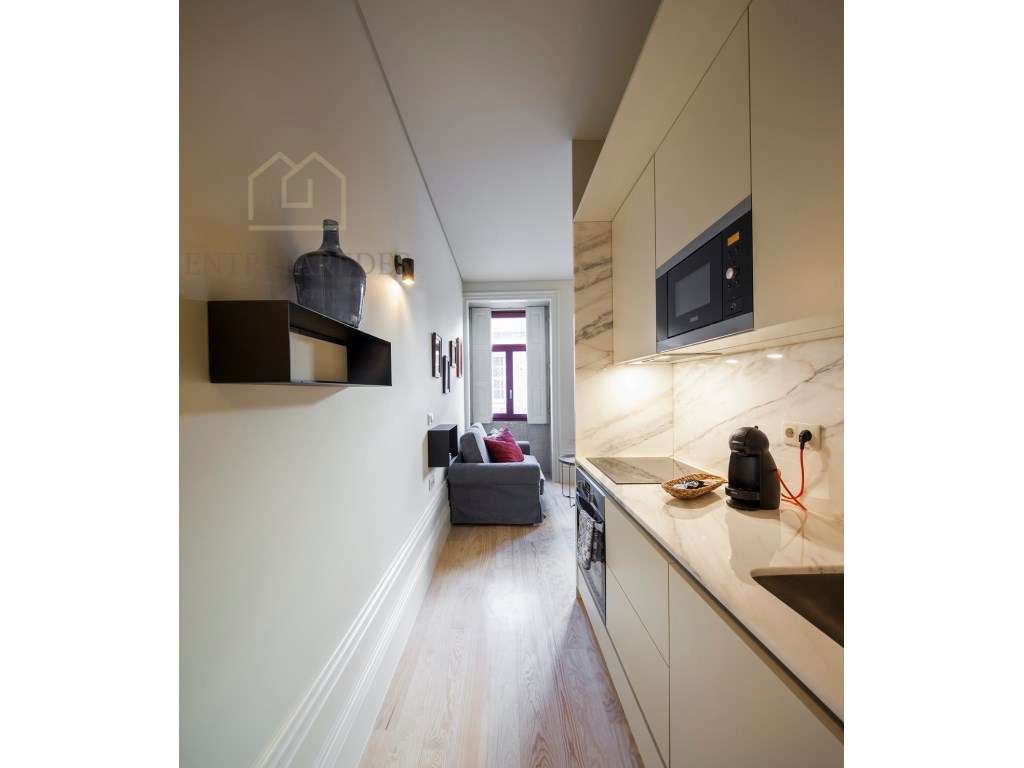 Studio para comprar na Baixa do Porto | Piscina, jacuzzi e estacion...-7