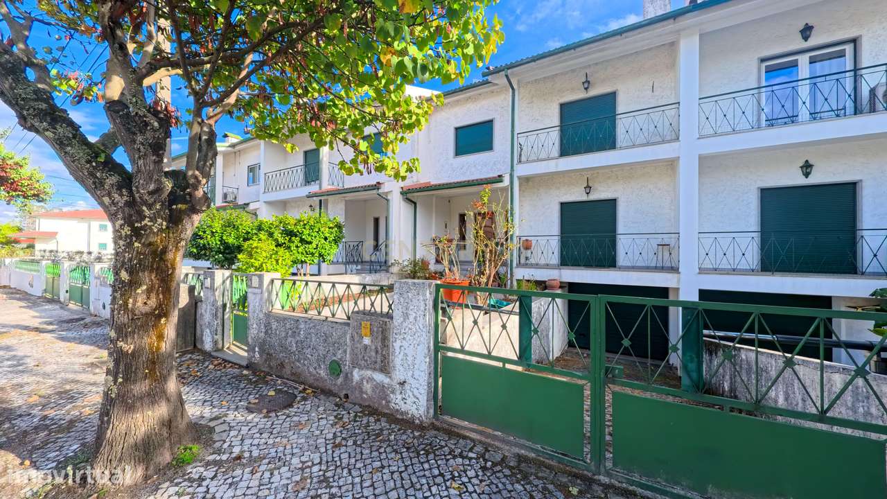 Moradia em São João de Lourosa, Viseu - Oportunidade Única-1
